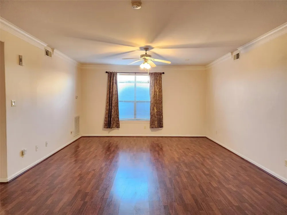 6611 W Sam Houston Parkway S #1A Houston, TX 77072