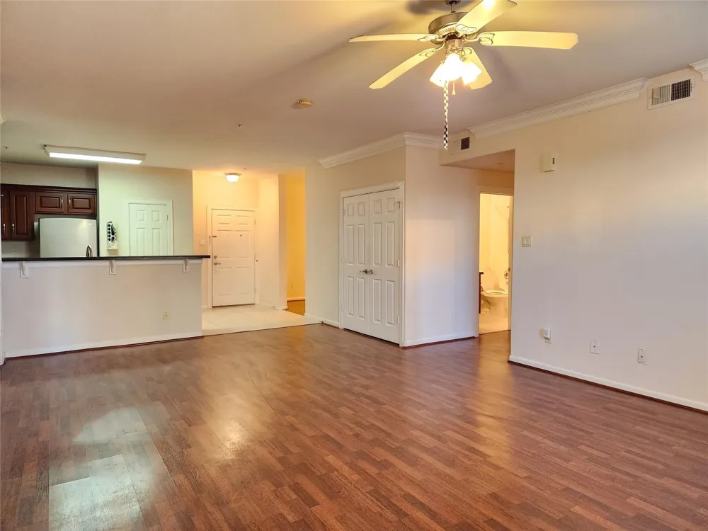 6611 W Sam Houston Parkway S #1A Houston, TX 77072