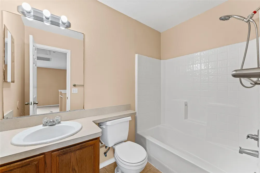 3414 Dartmouth Field Lane Fresno, TX 77545
