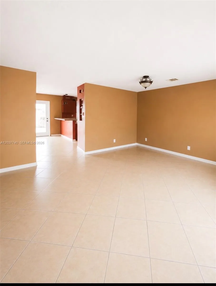 16355 SW 46th Ter #16355 Miami, FL 33185
