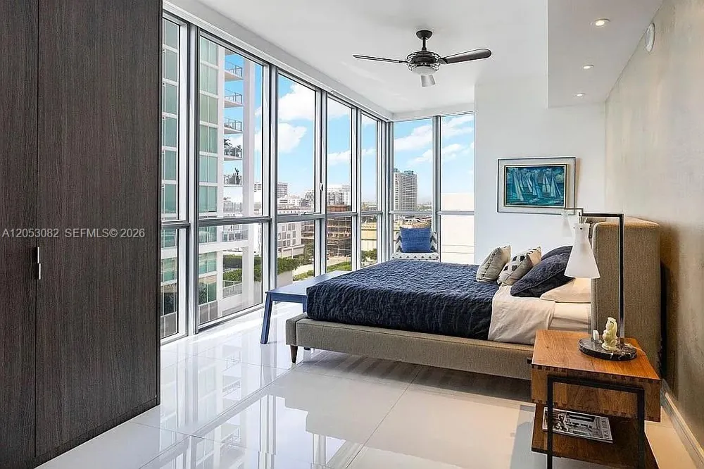 1100 Biscayne Blvd #1501 Miami, FL 33132