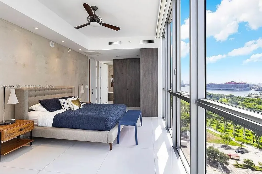1100 Biscayne Blvd #1501 Miami, FL 33132