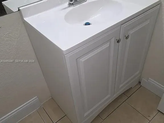 2550 Alafaya #5204 Orlando, FL 32826