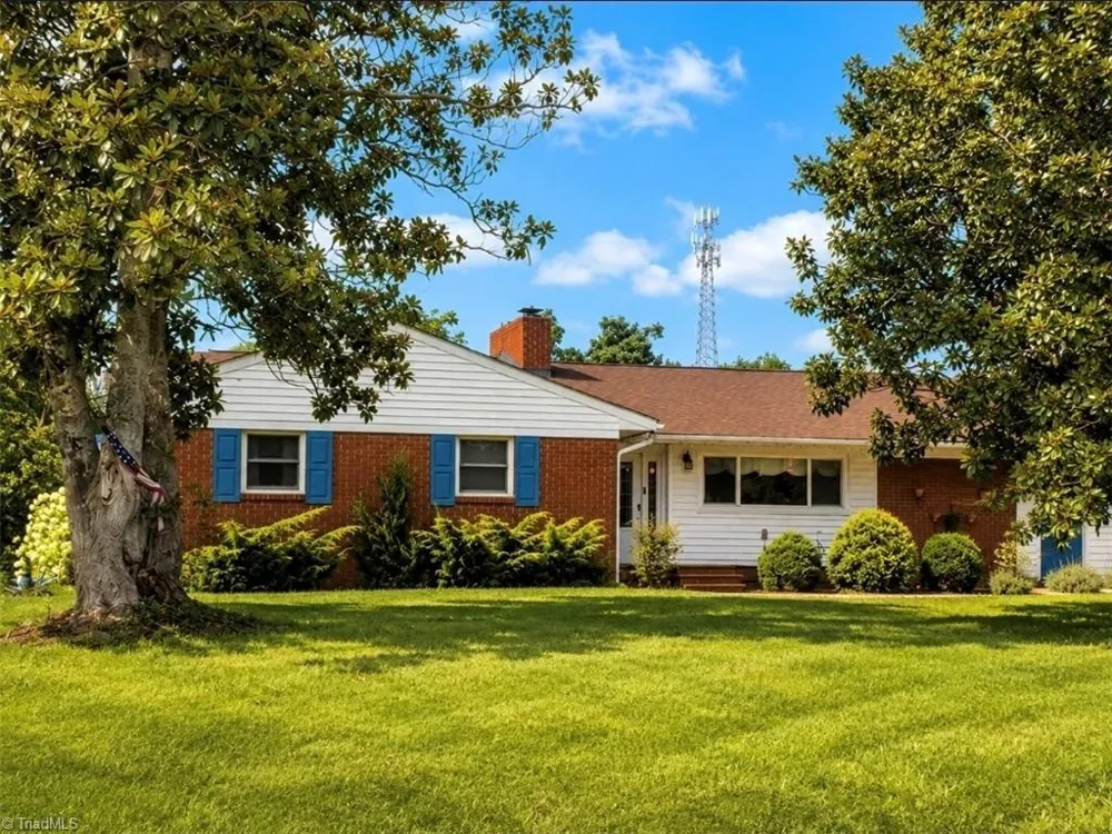 474 Surry Gadsberry Road Pilot Mountain, NC 27041