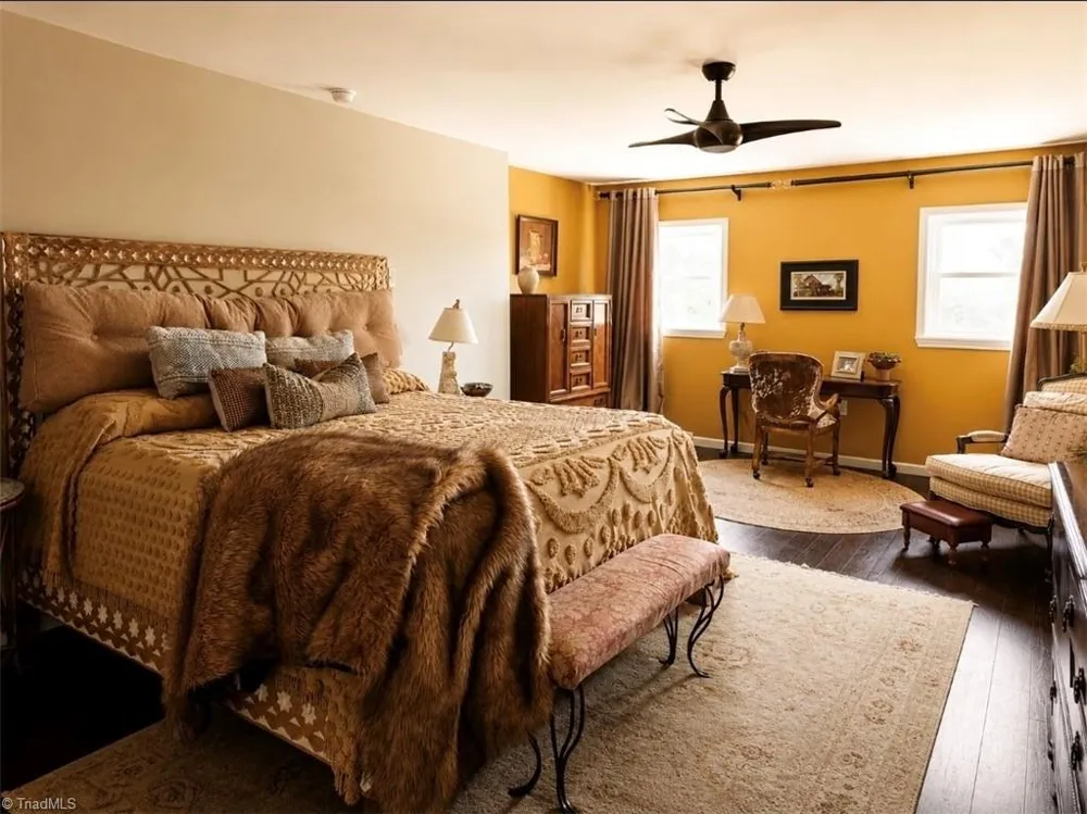 474 Surry Gadsberry Road Pilot Mountain, NC 27041