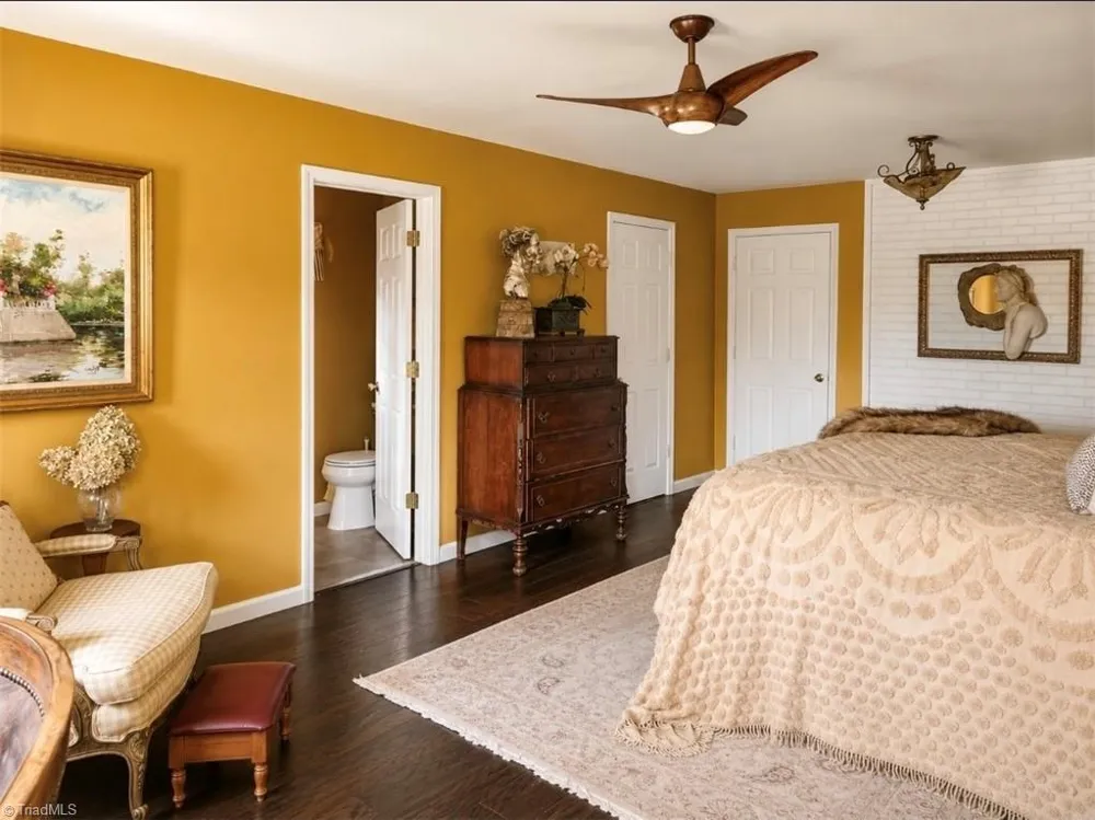 474 Surry Gadsberry Road Pilot Mountain, NC 27041
