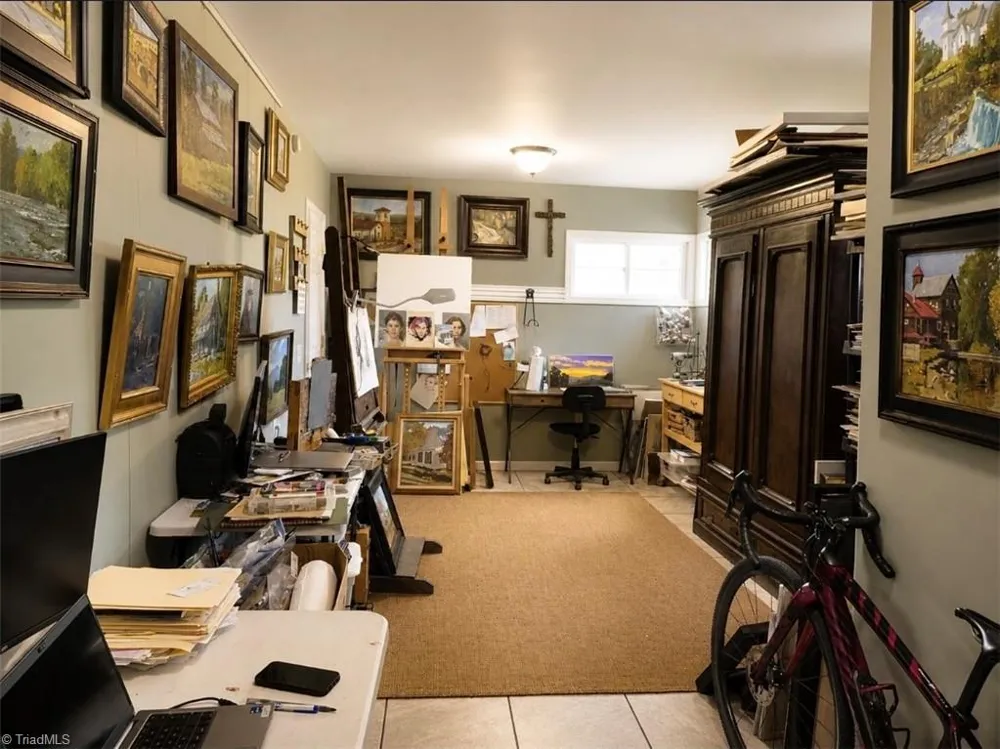 474 Surry Gadsberry Road Pilot Mountain, NC 27041