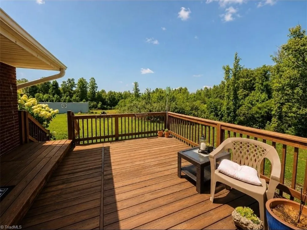 474 Surry Gadsberry Road Pilot Mountain, NC 27041