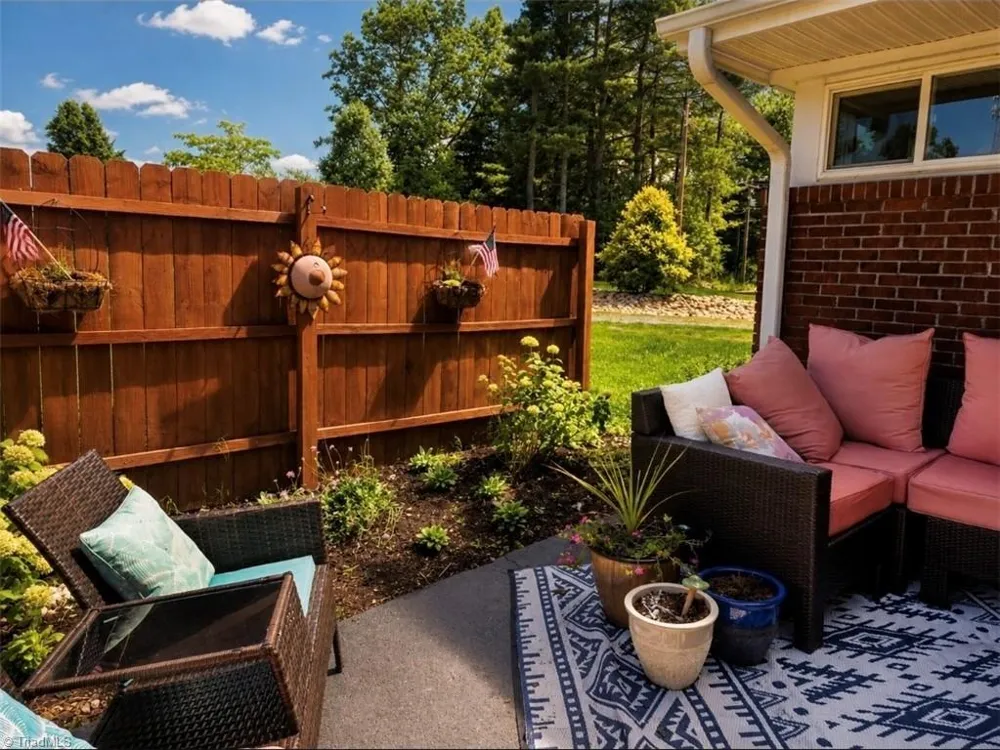 474 Surry Gadsberry Road Pilot Mountain, NC 27041