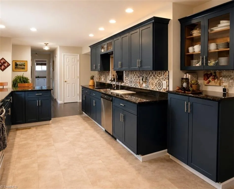 474 Surry Gadsberry Road Pilot Mountain, NC 27041