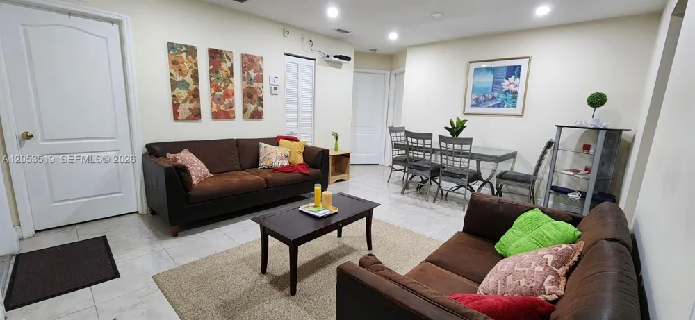 6410 SW 57th Ct South Miami, FL 33143