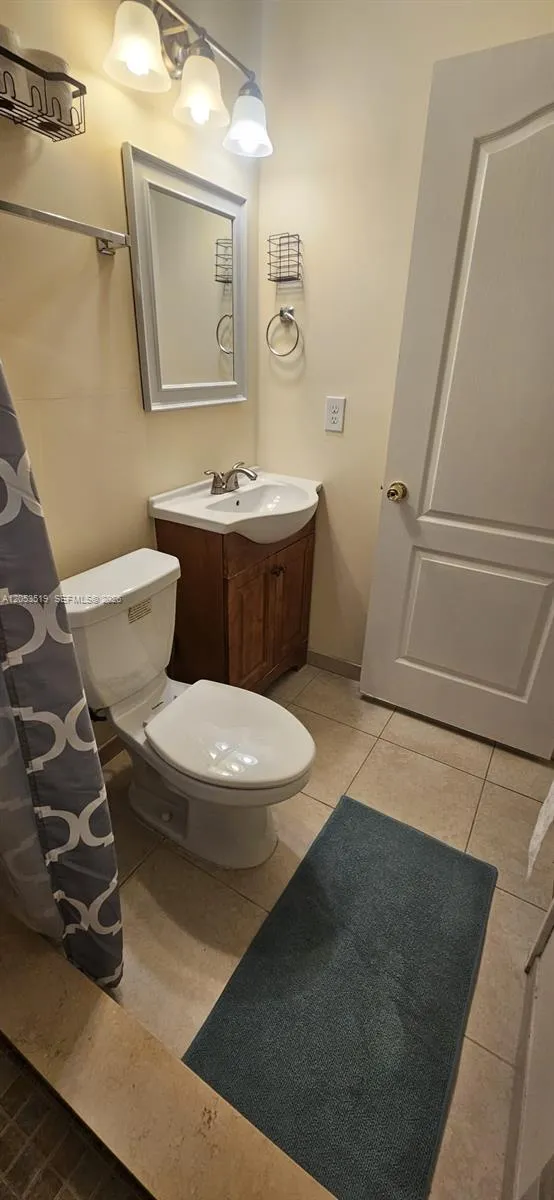 6410 SW 57th Ct South Miami, FL 33143