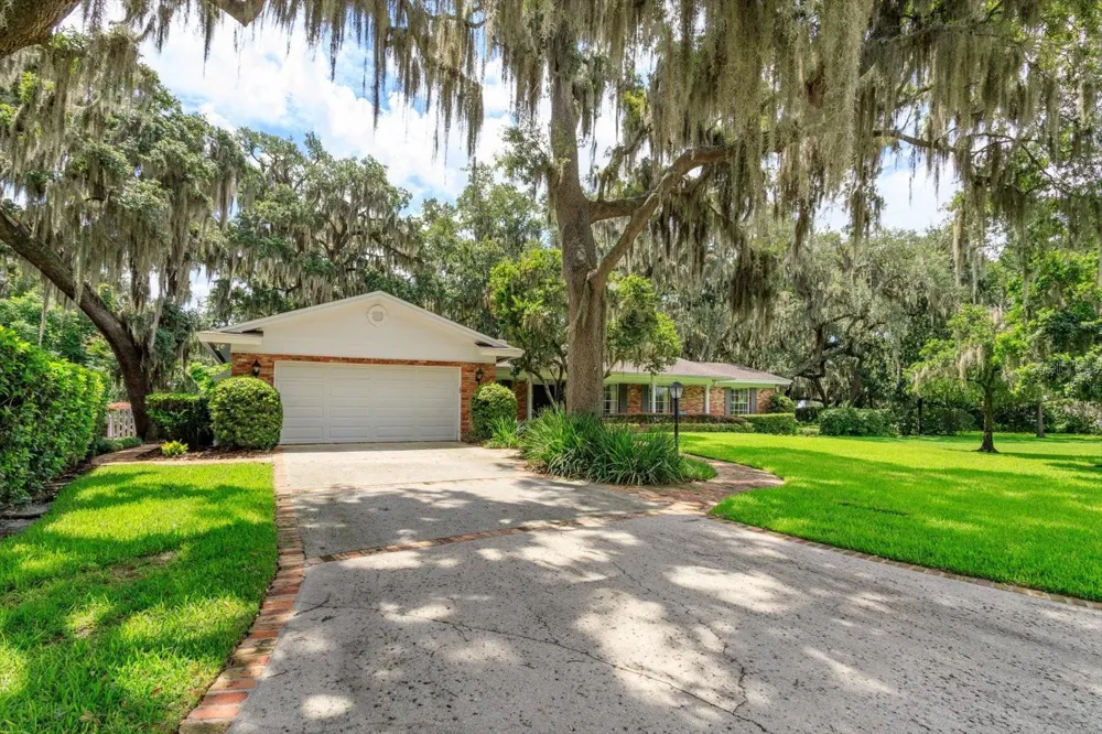 5019 GRAN LAC AVENUE Orlando, FL 32812