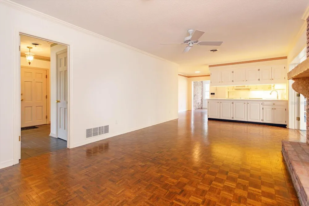 5019 GRAN LAC AVENUE Orlando, FL 32812