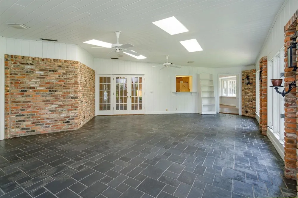 5019 GRAN LAC AVENUE Orlando, FL 32812