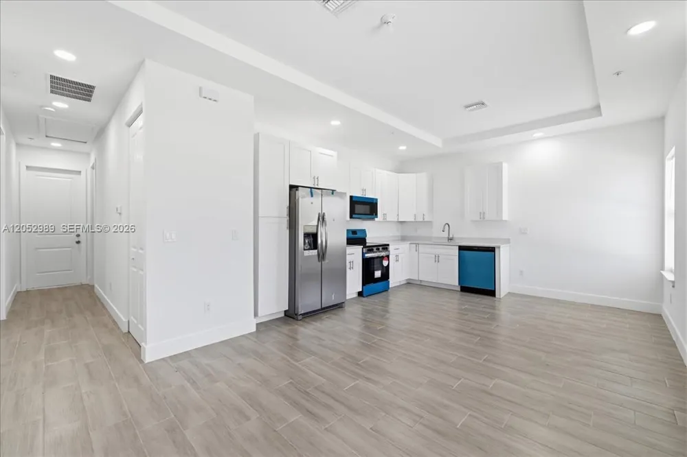 195 Rotonda Blvd W #B Port Charlotte, FL 33947