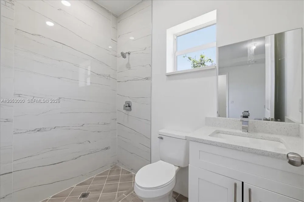 195 Rotonda Blvd W #C Port Charlotte, FL 33947