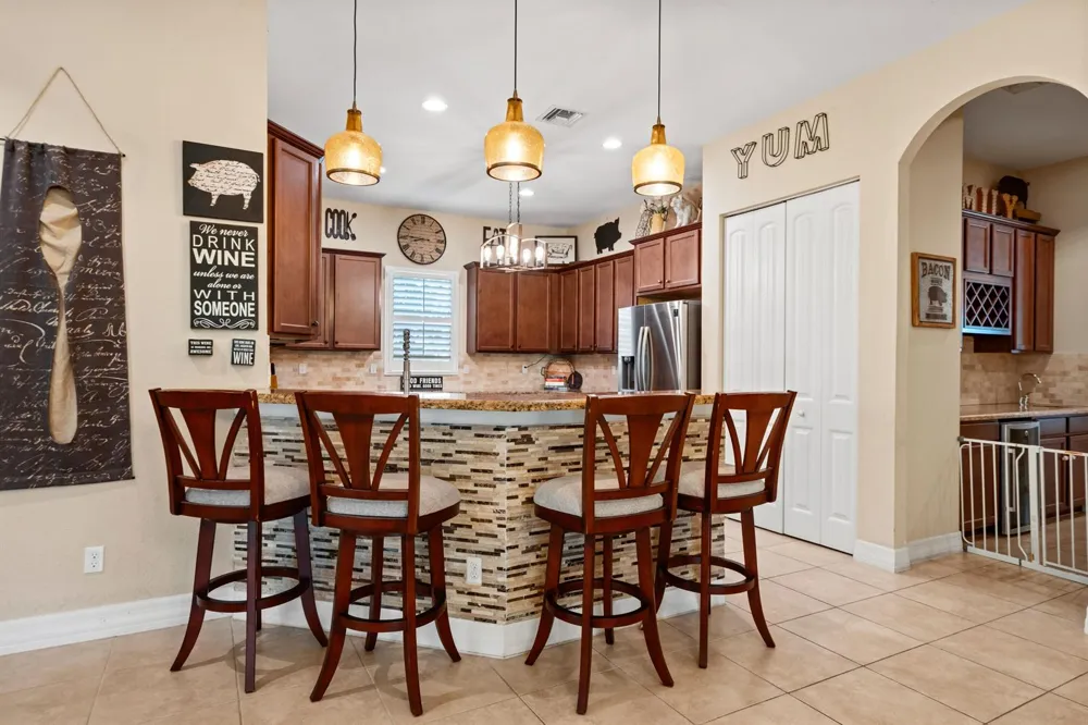 6019 SW Longspur Lane Palm City, FL 34990