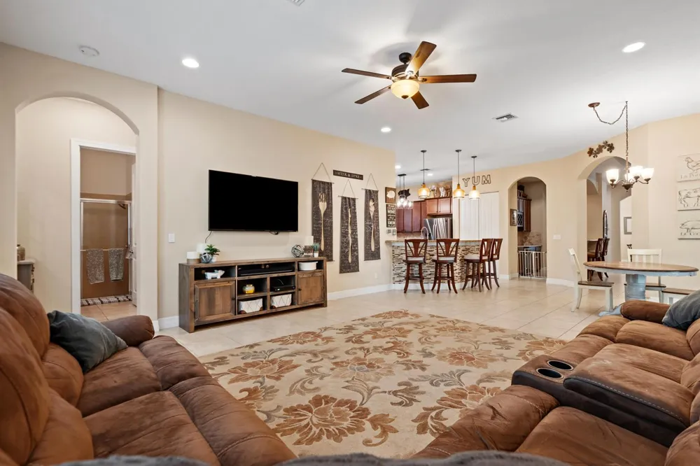 6019 SW Longspur Lane Palm City, FL 34990