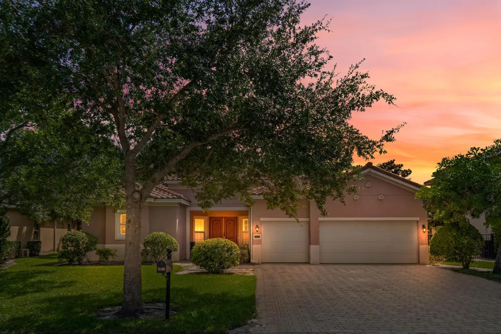 6019 SW Longspur Lane Palm City, FL 34990