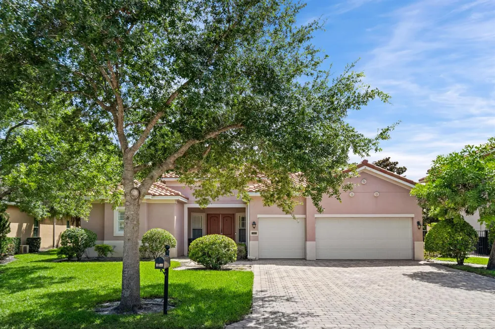 6019 SW Longspur Lane Palm City, FL 34990