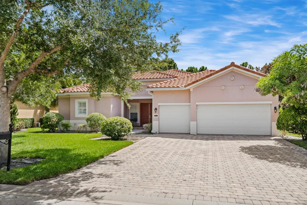 6019 SW Longspur Lane Palm City, FL 34990