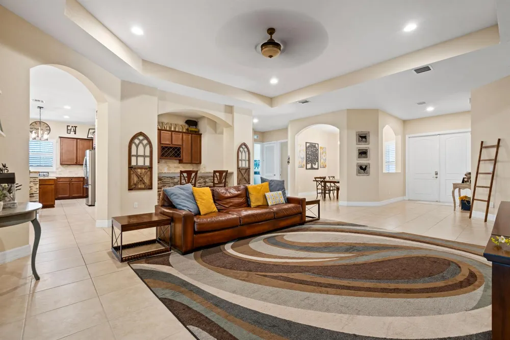 6019 SW Longspur Lane Palm City, FL 34990