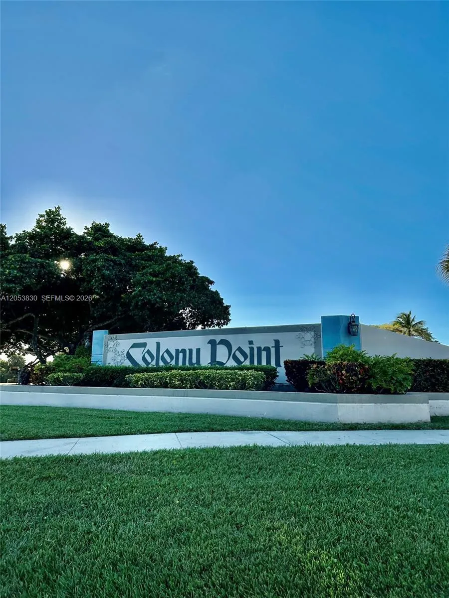 1000 Colony Point Cir #303 Pembroke Pines, FL 33026