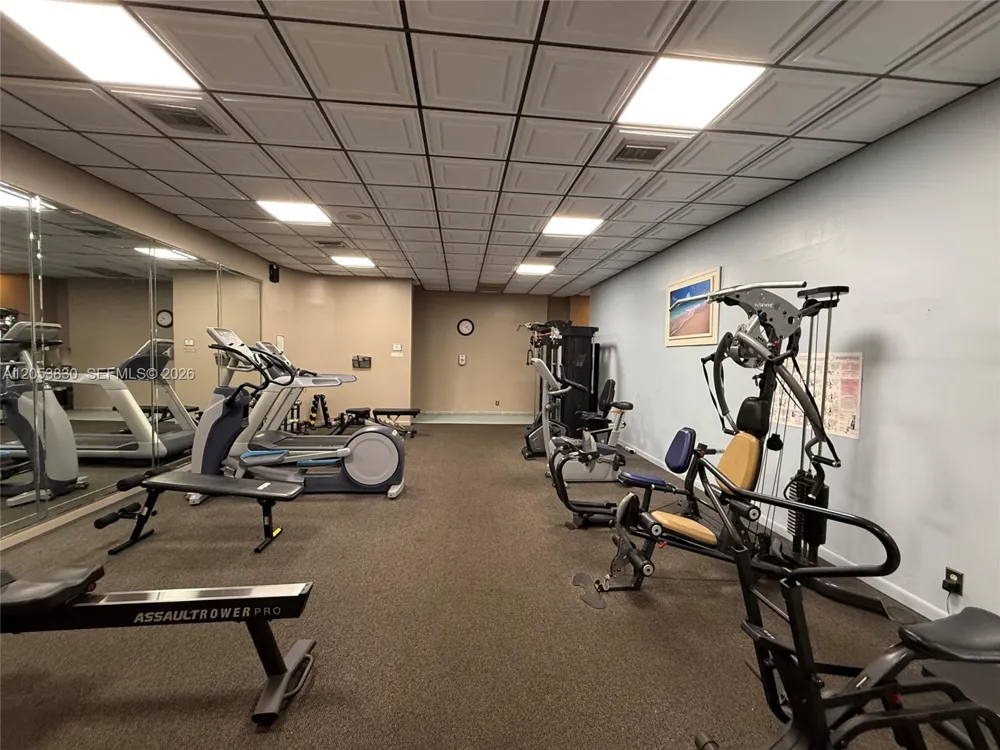 1000 Colony Point Cir #303 Pembroke Pines, FL 33026