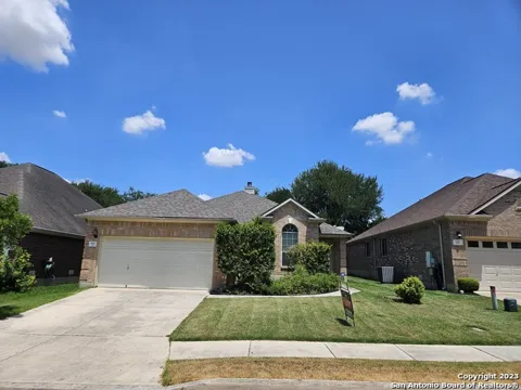 533 THOREAU TRL