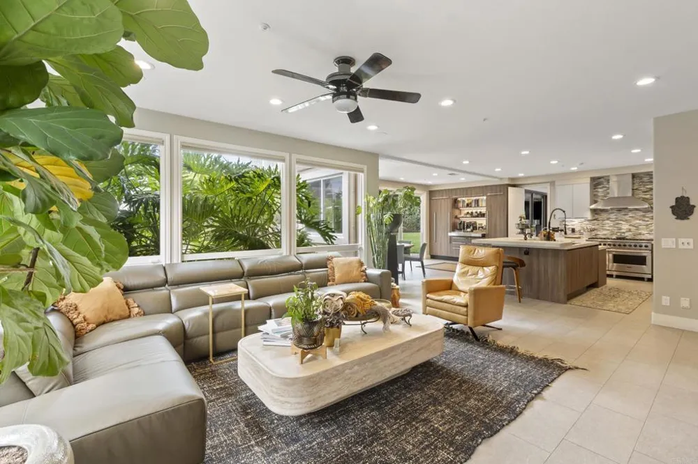 6805 FARMS VIEW San Diego, CA 92067
