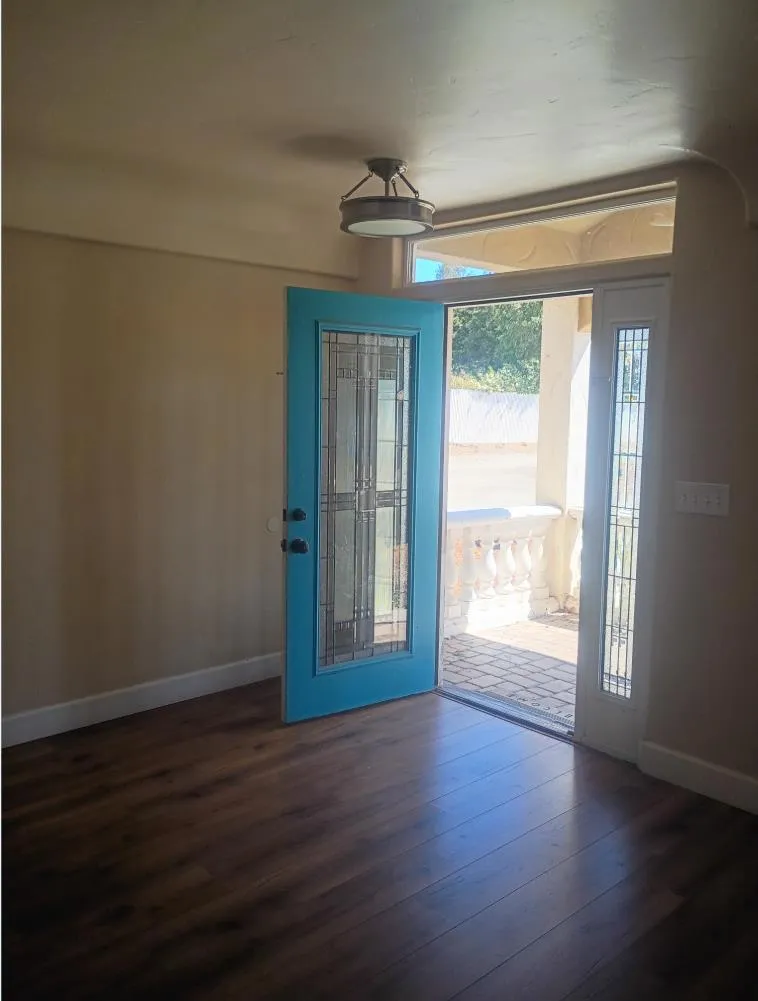 9775 New Avenue Gilroy, CA 95020