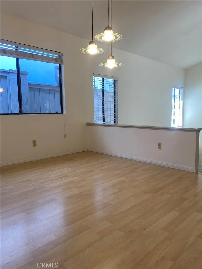 1204 Elm Ave Manhattan Beach, CA 90266