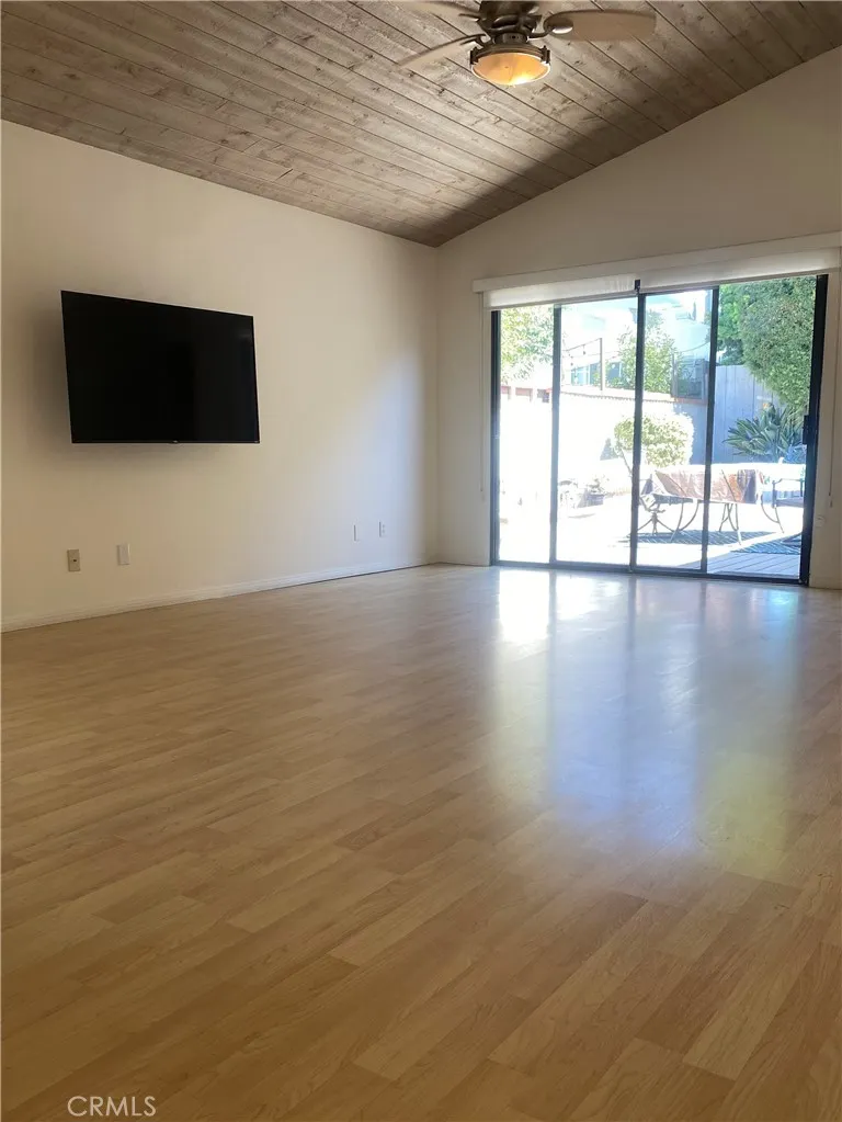 1204 Elm Ave Manhattan Beach, CA 90266