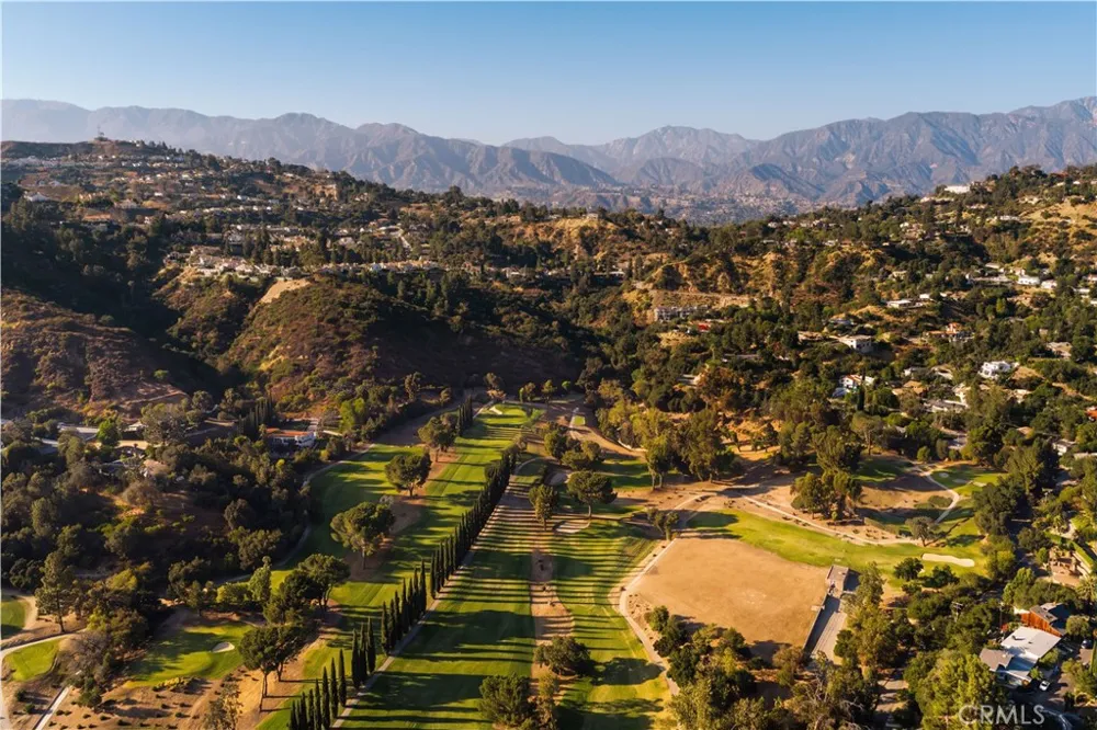 2971 Saint Gregory Road Glendale, CA 91206