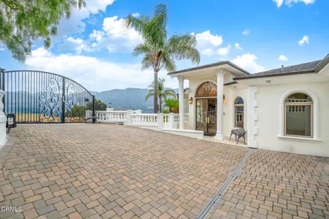 450 Palmerstone Drive