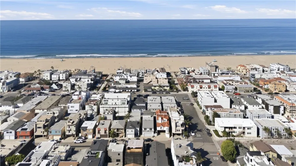 334 Palm Drive Hermosa Beach, CA 90254