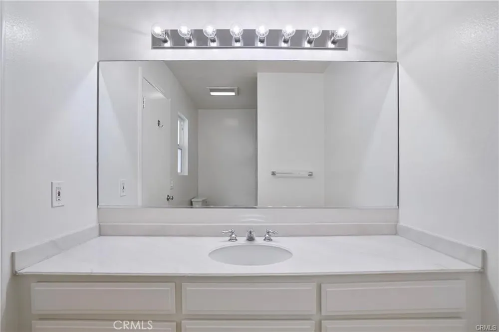 334 Palm Drive Hermosa Beach, CA 90254