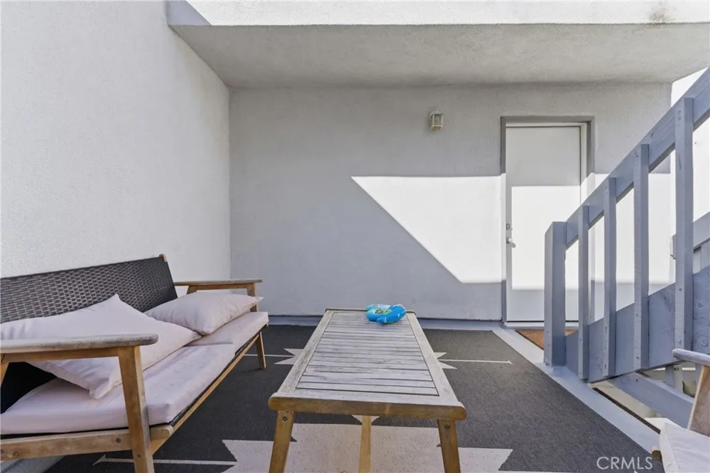 334 Palm Drive Hermosa Beach, CA 90254