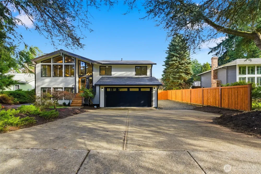9110 122nd Place SE Newcastle, WA 98056