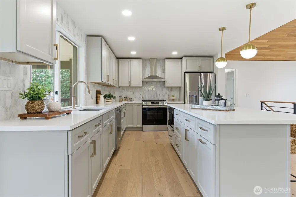 9110 122nd Place SE Newcastle, WA 98056