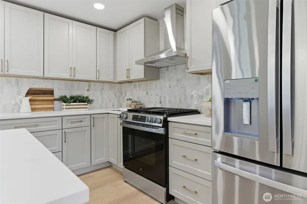 9110 122nd Place SE Newcastle, WA 98056