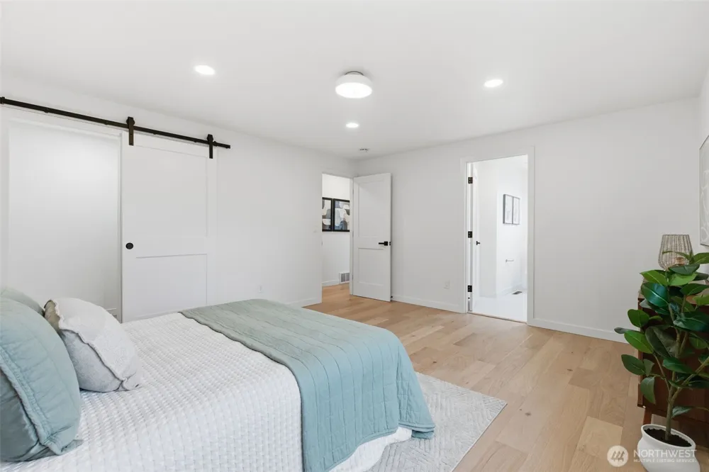 9110 122nd Place SE Newcastle, WA 98056