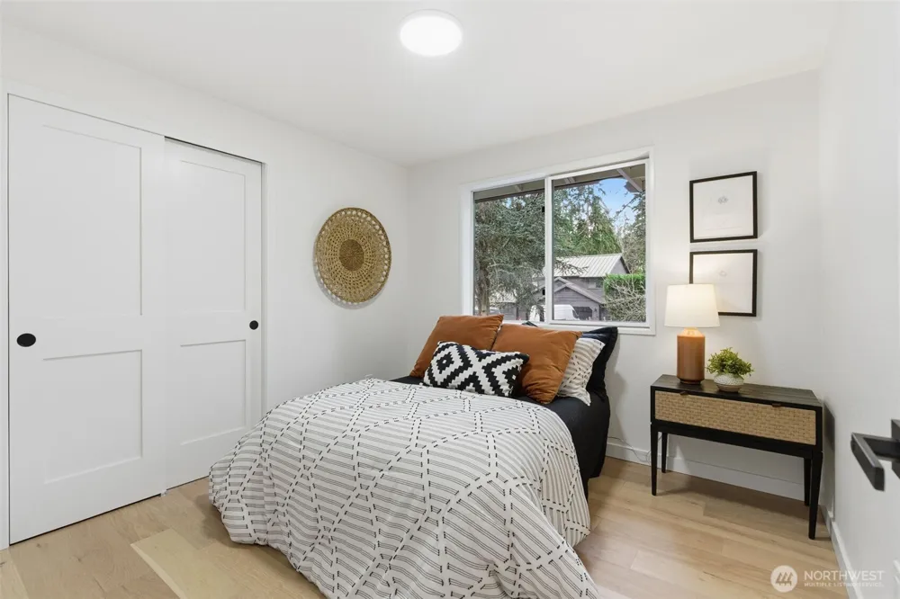 9110 122nd Place SE Newcastle, WA 98056
