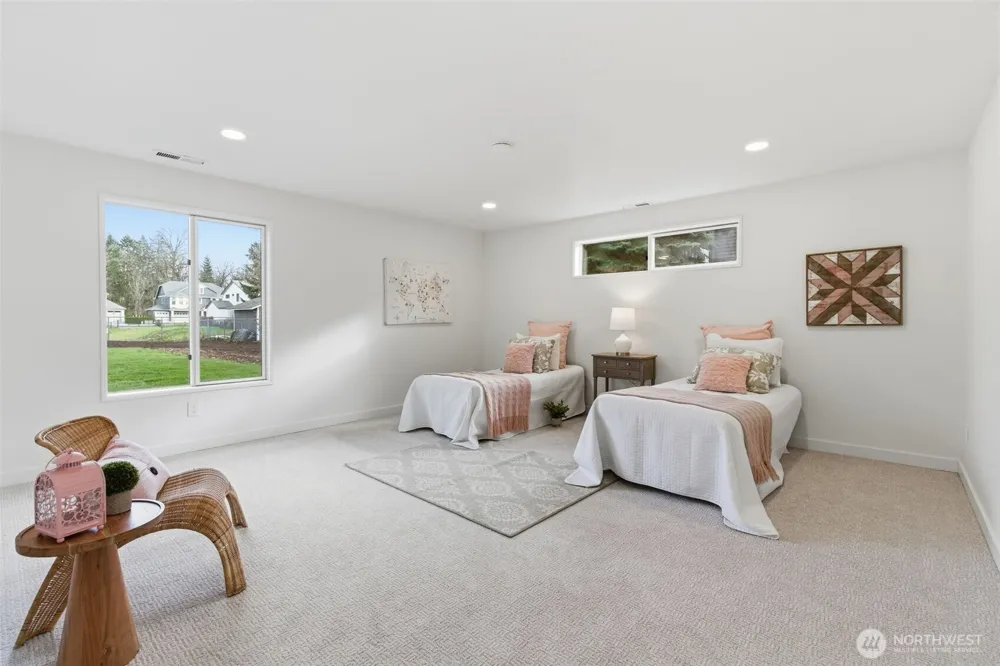 9110 122nd Place SE Newcastle, WA 98056