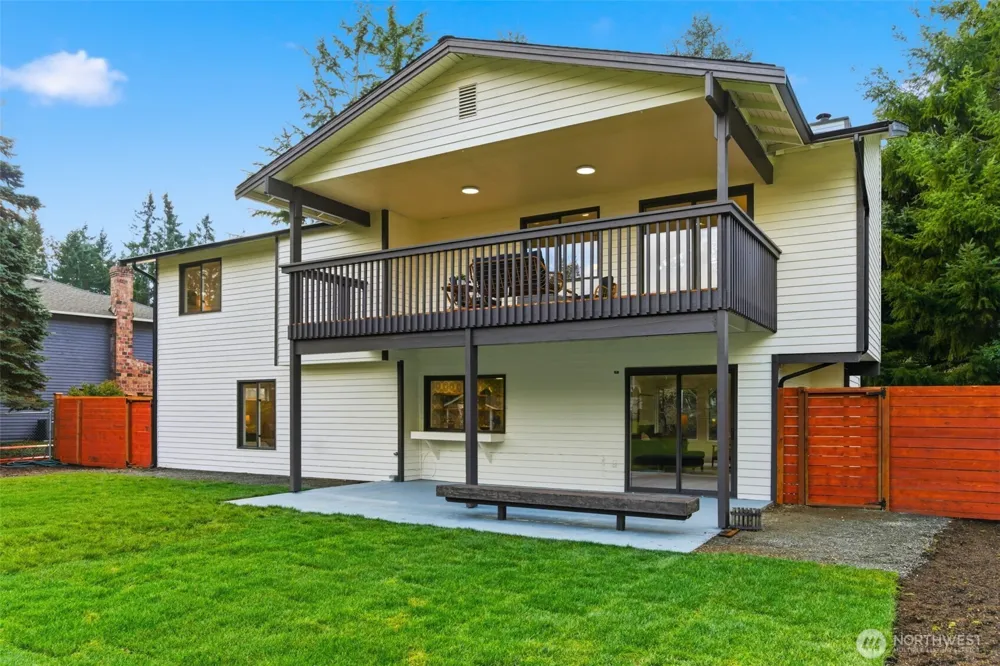 9110 122nd Place SE Newcastle, WA 98056