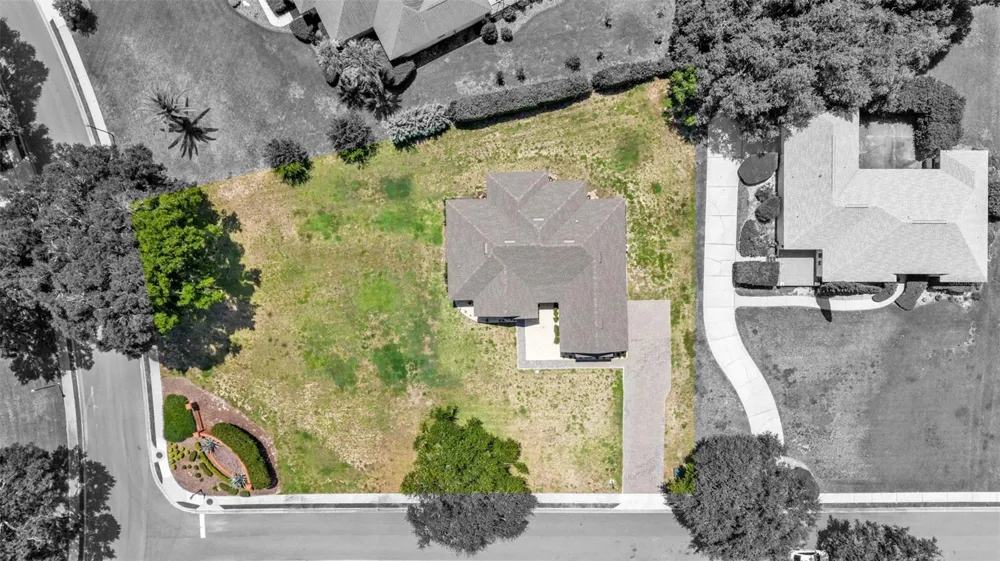 5701 CRESTVIEW DRIVE Lady Lake, FL 32159