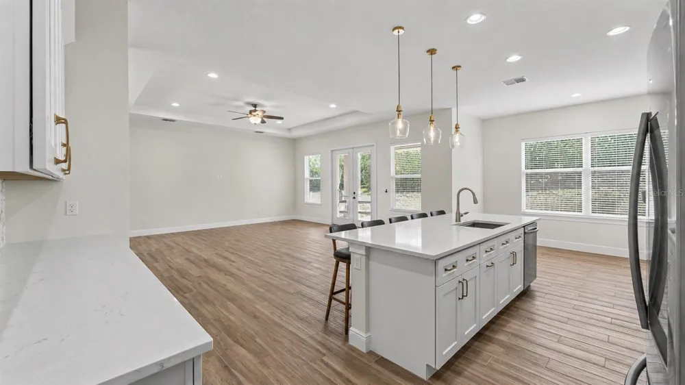 5701 CRESTVIEW DRIVE Lady Lake, FL 32159