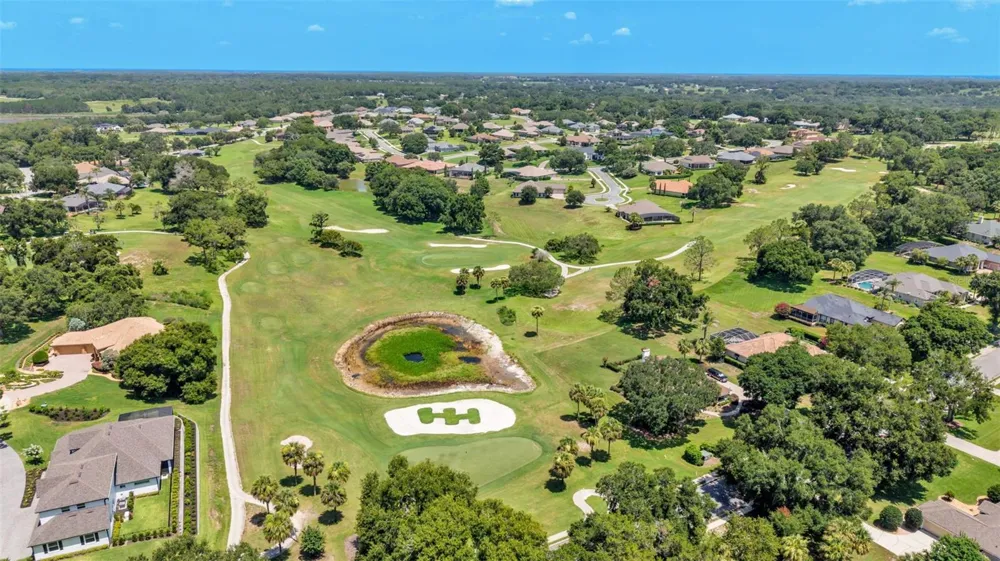 5701 CRESTVIEW DRIVE Lady Lake, FL 32159