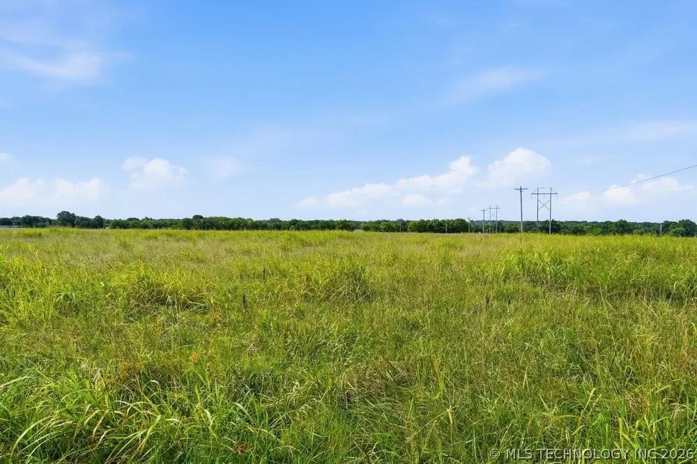 19722 S Elwood Avenue Mounds, OK 74047